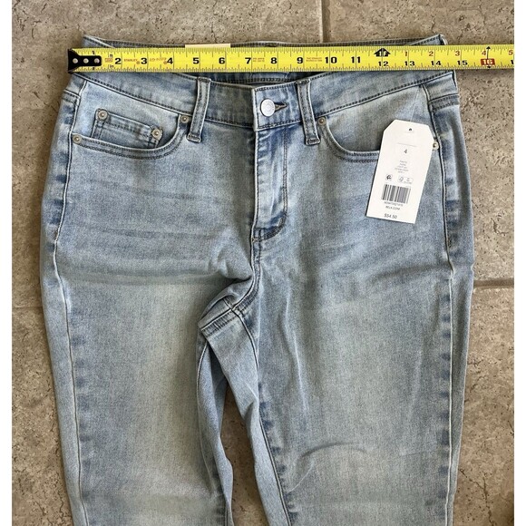 Wonderly Sz. 4 NWT Skinny Mid Rise Cropped Jeans Frayed Hem - Picture 5 of 6